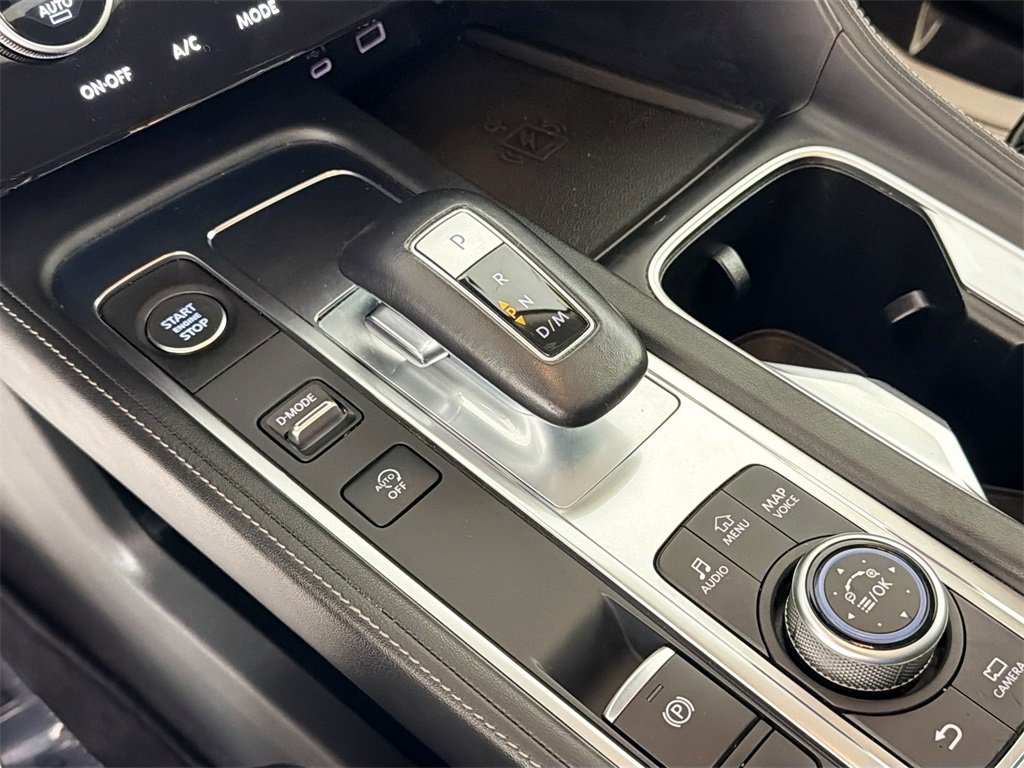 Used 2024 INFINITI QX60 Luxe image 16