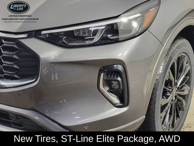 Used 2023 Ford Escape ST-Line Elite AWD/4WD image 9