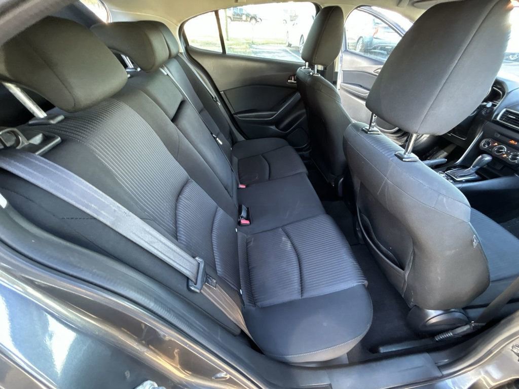 Used 2016 MAZDA MAZDA3 i Touring image 22