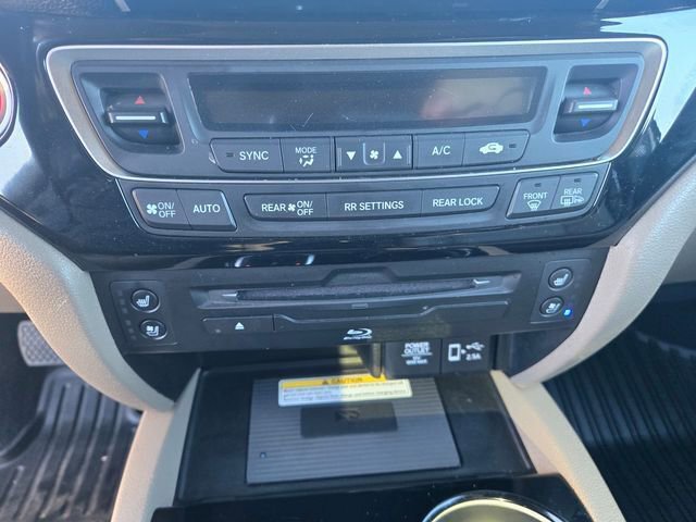 Used 2022 Honda Pilot Elite image 17