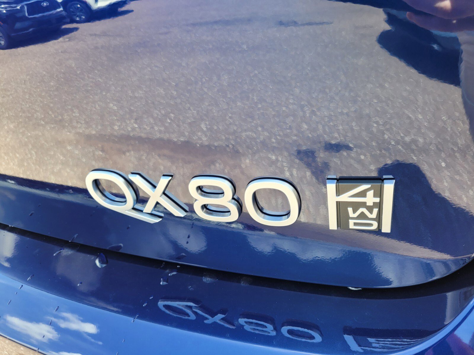 New 2025 INFINITI QX80 Sensory image 14