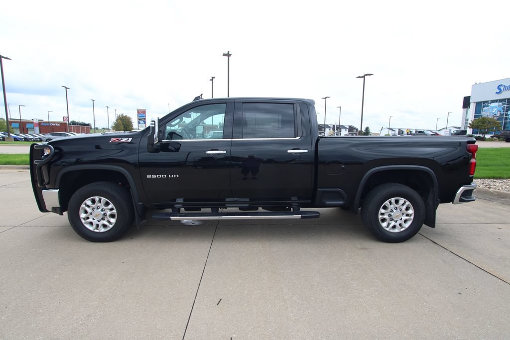 Used 2023 Chevrolet Silverado 2500 LTZ w/ LTZ Plus Package AWD/4WD image 18