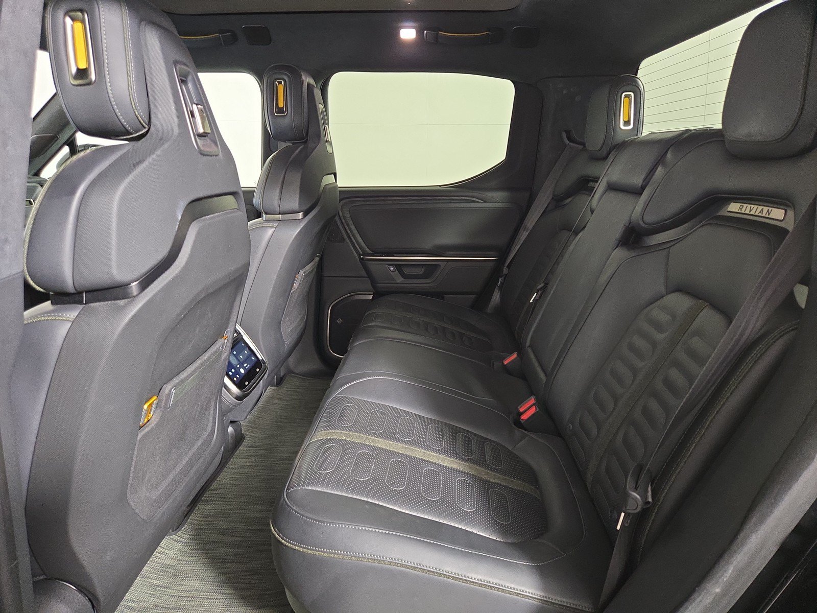 Used 2025 Rivian R1T Adventure AWD/4WD image 21