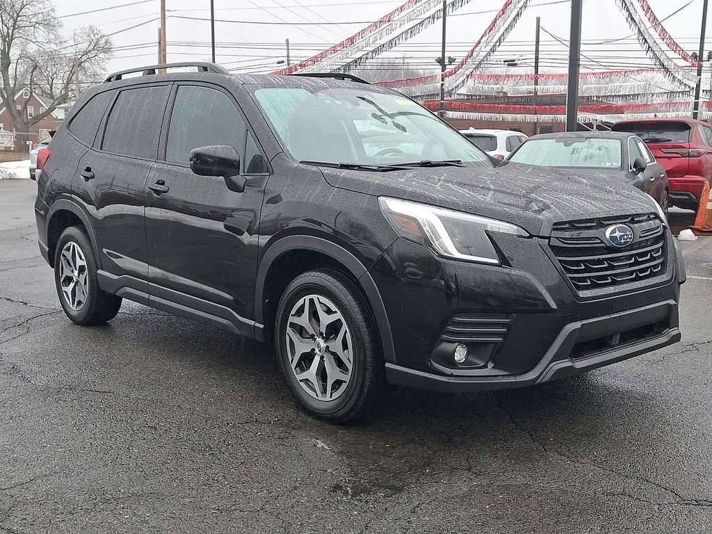 Used 2024 Subaru Forester Premium AWD/4WD image 4