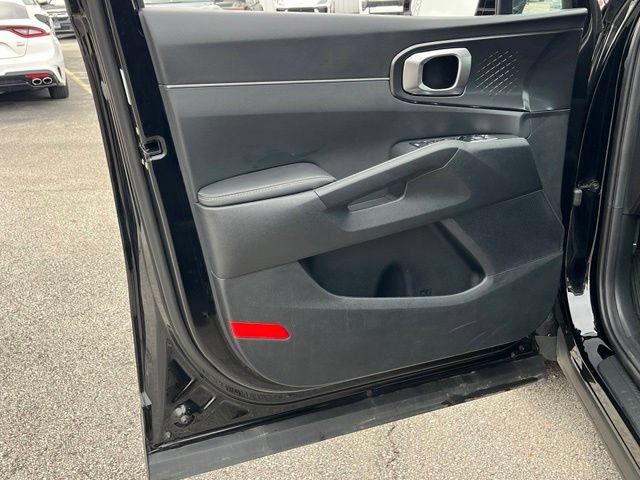 Certified 2025 Kia Sorento EX FWD image 19