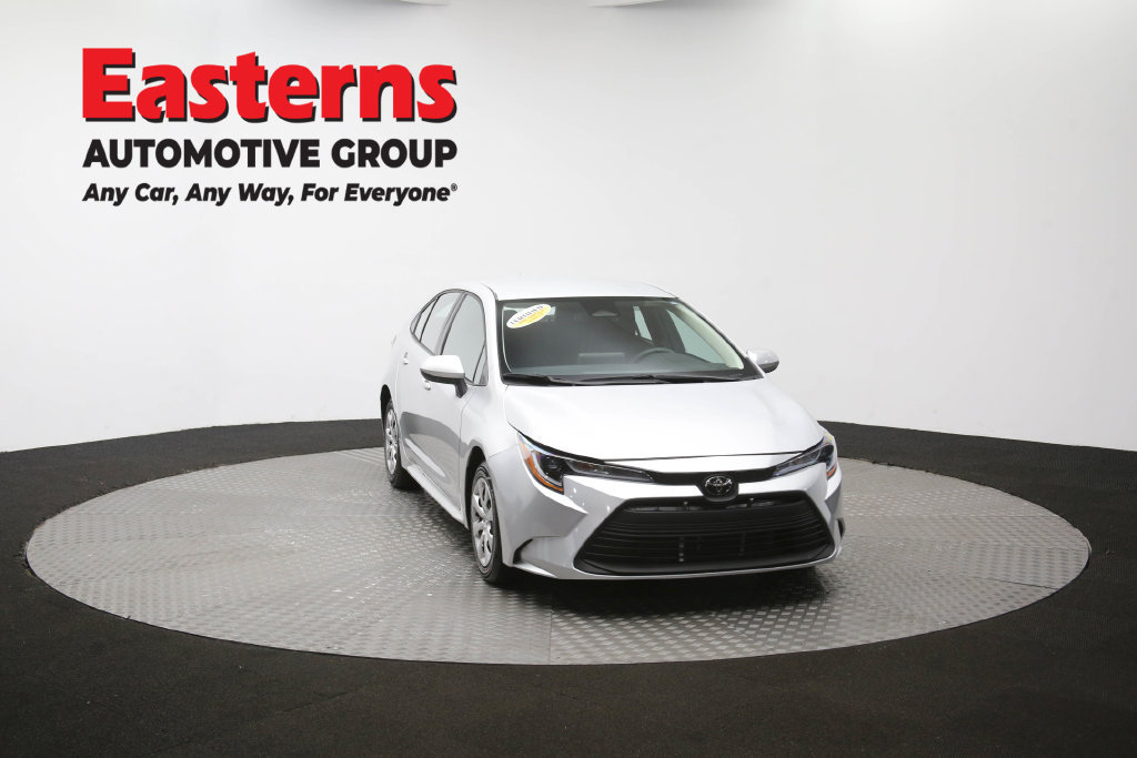 Used 2025 Toyota Corolla LE FWD image 52