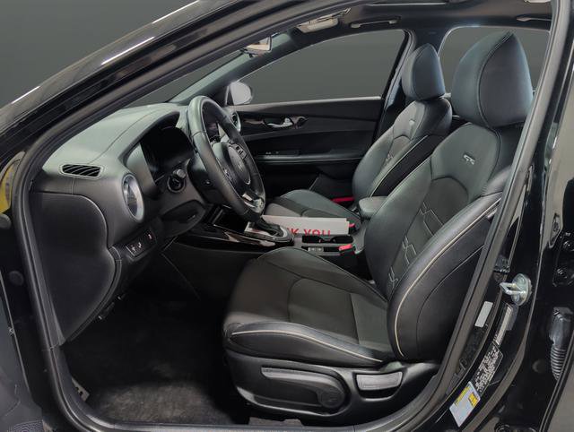 Used 2024 Kia Forte GT-Line w/ GT-Line Premium Package image 7