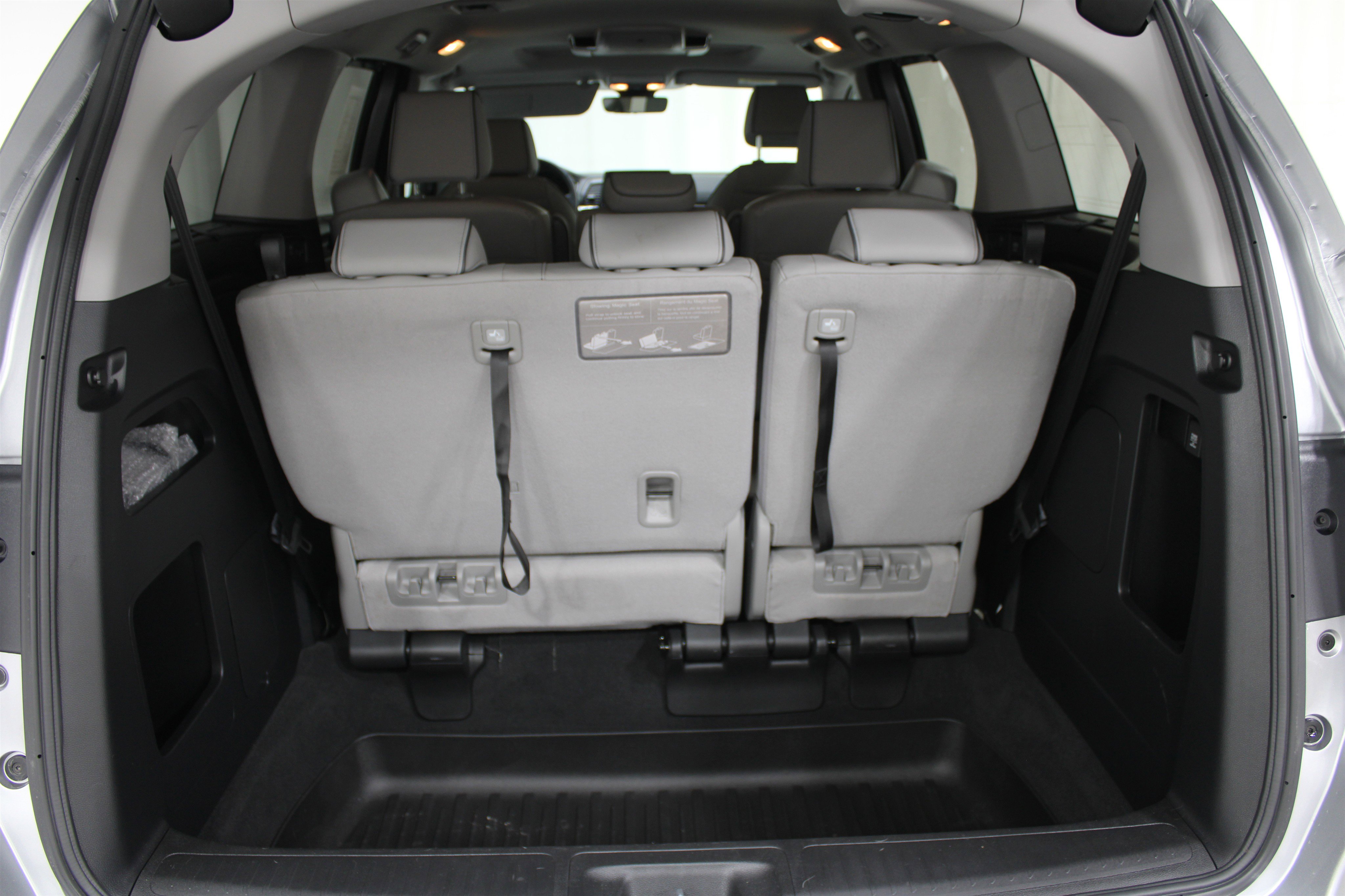 Used 2024 Honda Odyssey Elite image 22