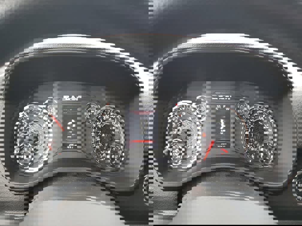 Used 2024 RAM 2500 Tradesman w/ Chrome Appearance Group image 24