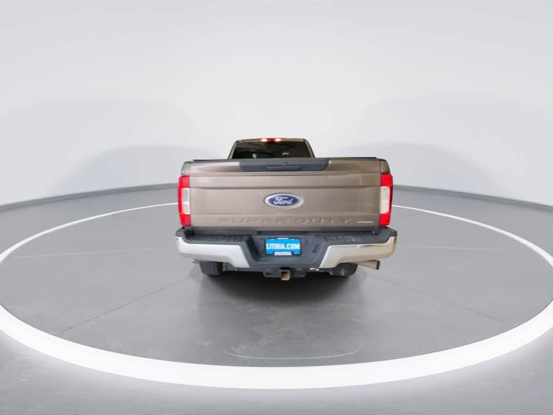 Used 2018 Ford F250 XLT AWD/4WD image 7