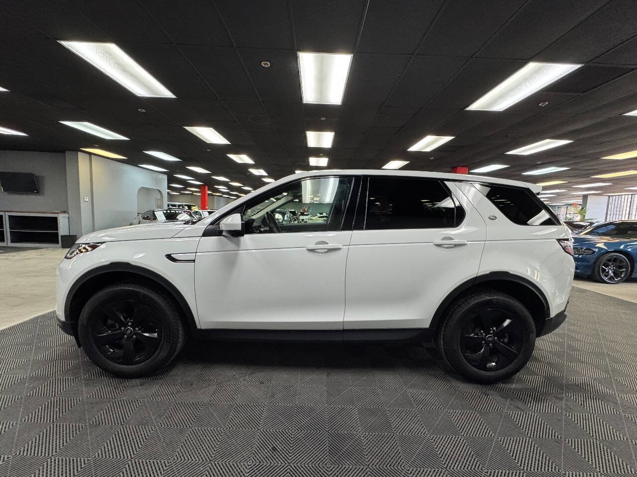 Used 2021 Land Rover Discovery Sport S image 8