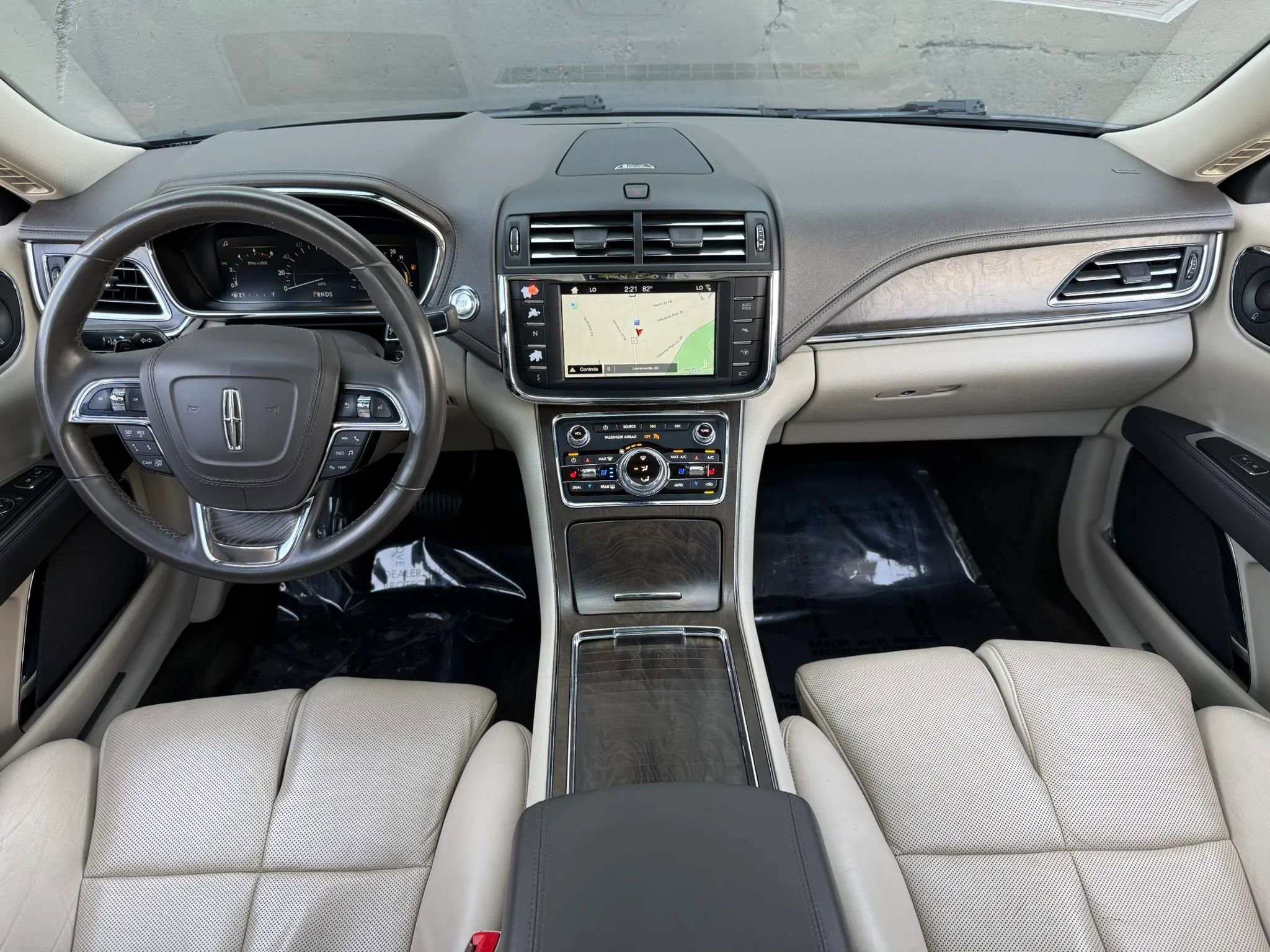 Used 2018 Lincoln Continental Reserve image 15