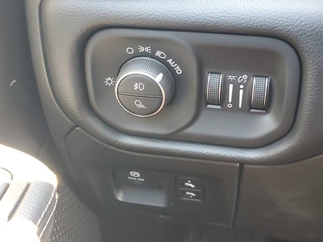 New 2026 RAM 1500 Laramie w/ Sport Appearance Package AWD/4WD image 20