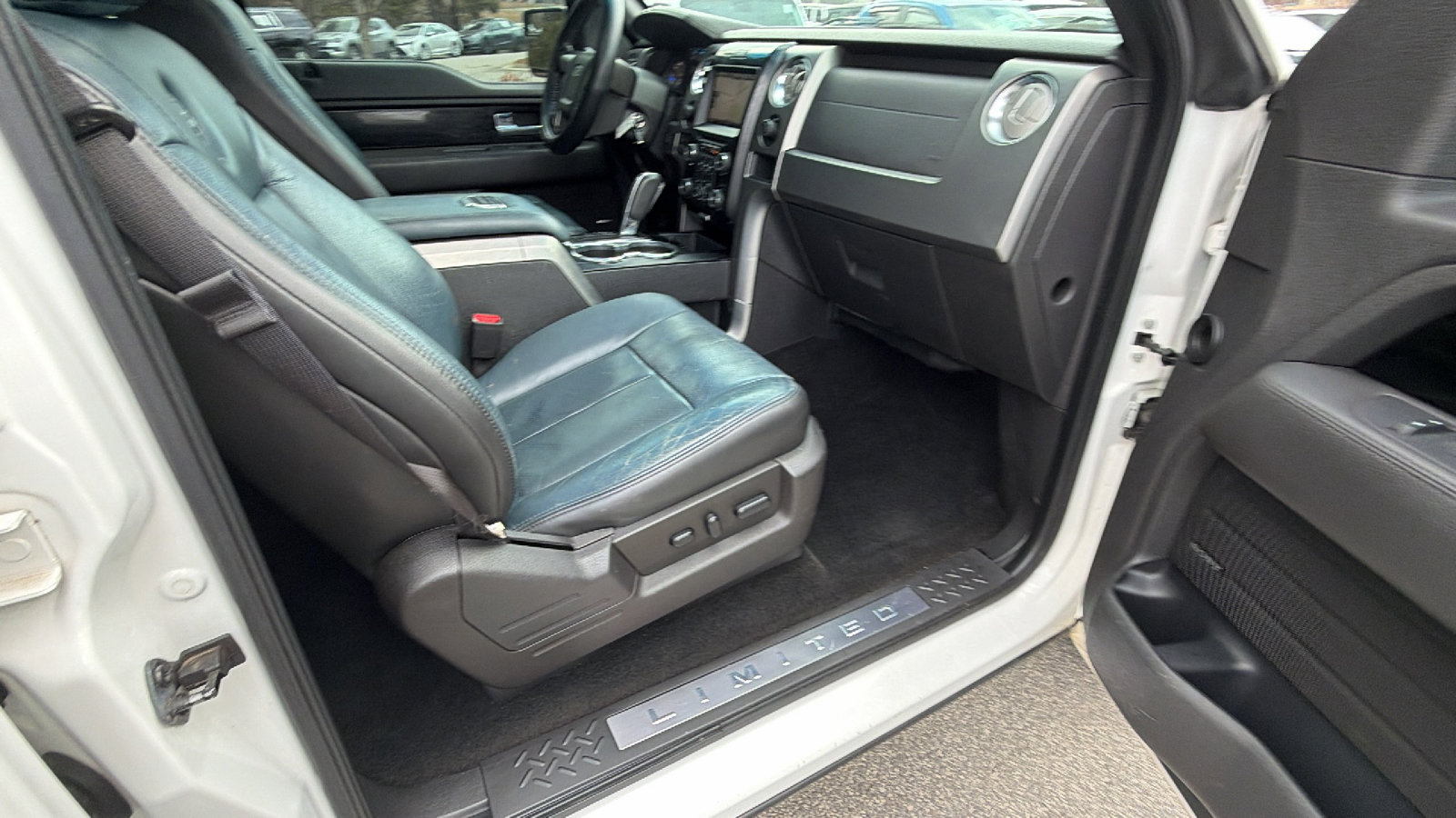 Used 2014 Ford F150 Limited image 20