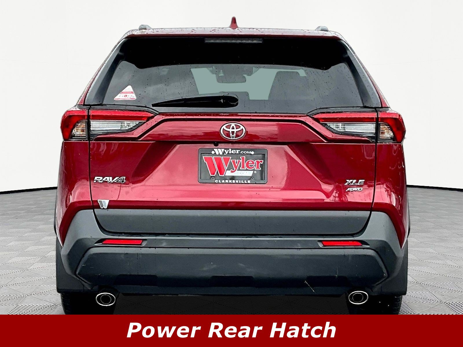 Used 2024 Toyota RAV4 XLE Premium w/ Weather Package AWD/4WD image 5