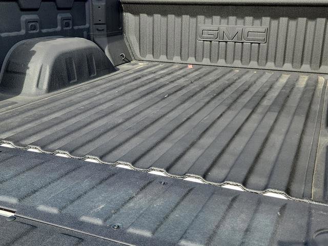 Used 2025 GMC Sierra 1500 AT4 image 27