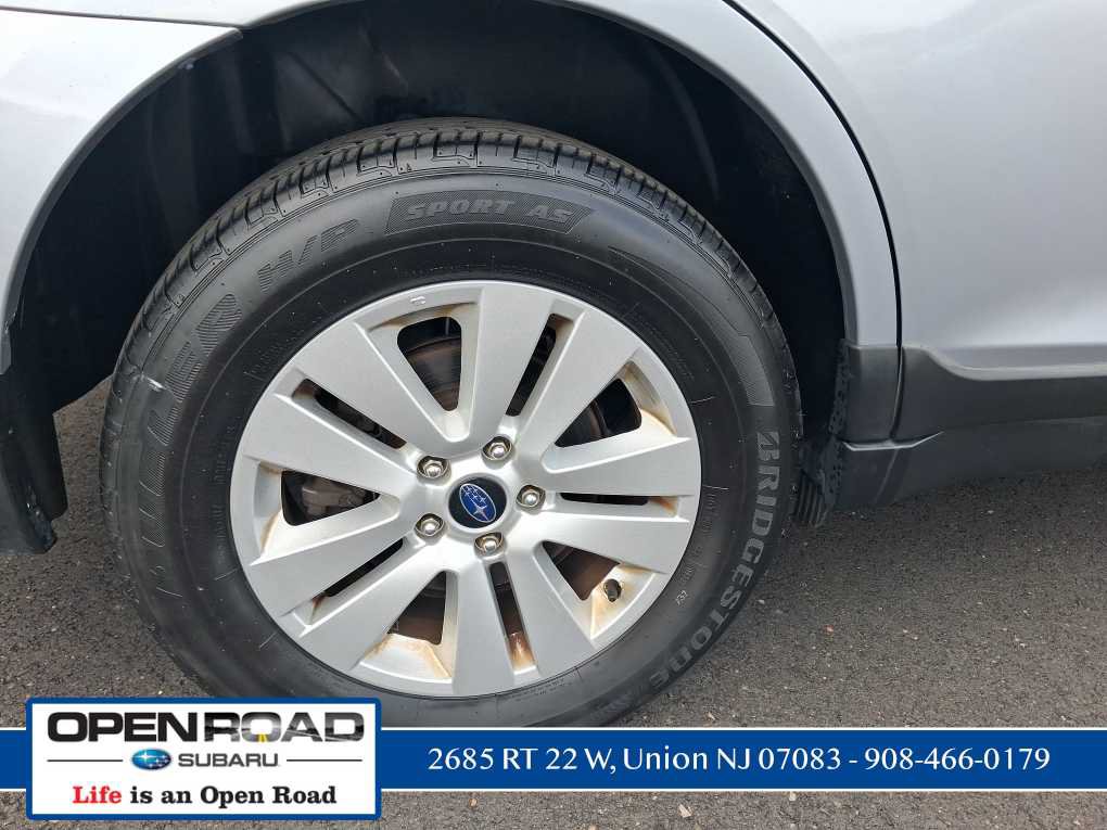 Used 2016 Subaru Outback 2.5i Premium AWD/4WD image 12