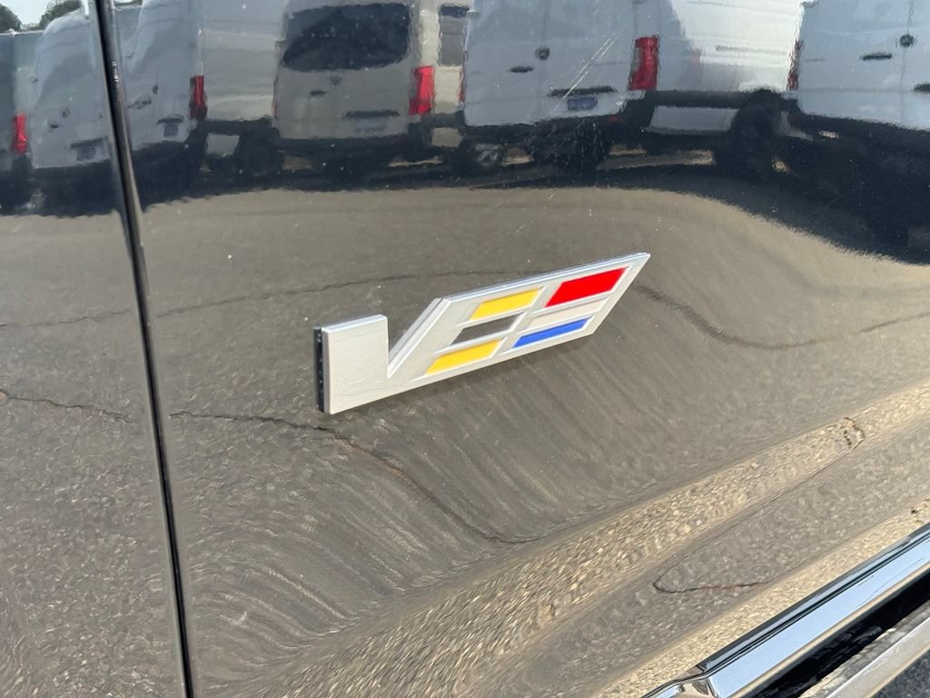 Used 2023 Cadillac Escalade V AWD/4WD image 8