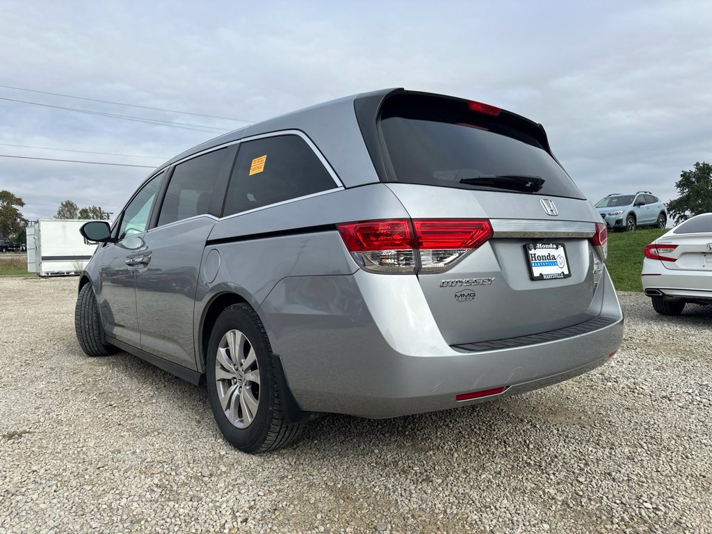 Used 2016 Honda Odyssey SE image 8