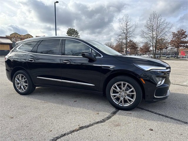 Used 2023 Buick Enclave Premium w/ Experience Buick Package image 7