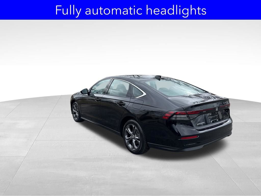 Certified 2023 Honda Accord EX image 8