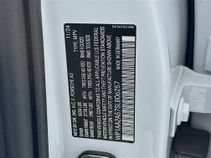 Certified 2026 Porsche Macan AWD/4WD image 18