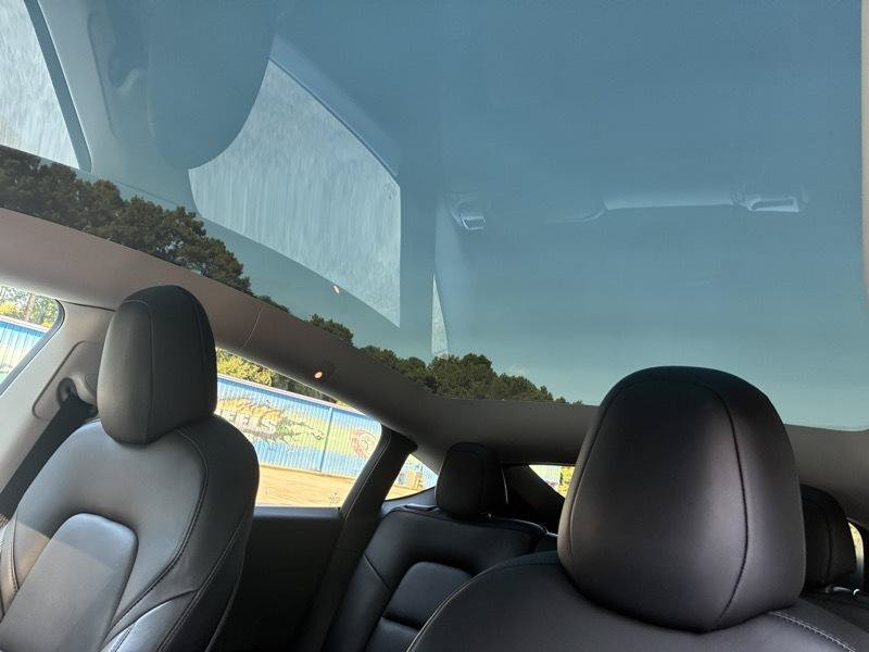 Used 2022 Tesla Model Y Long Range AWD/4WD image 19