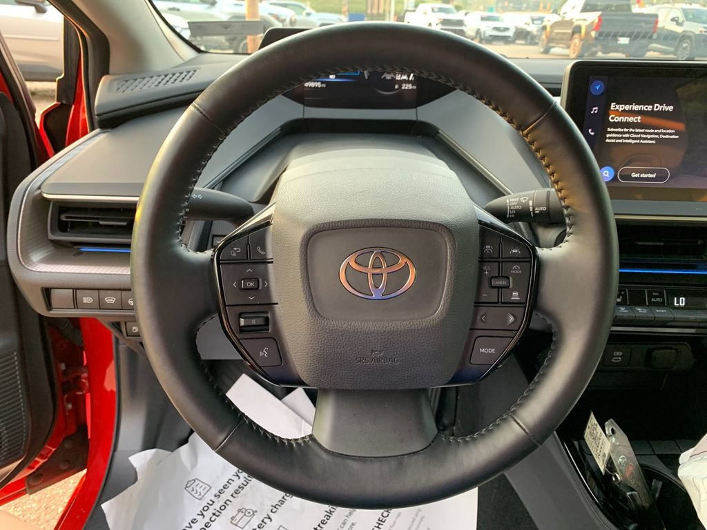 Used 2024 Toyota Prius XLE AWD/4WD image 27