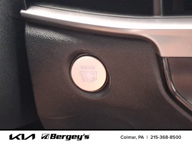 Certified 2025 Kia Sorento S w/ Panoramic Sunroof Package AWD/4WD image 28