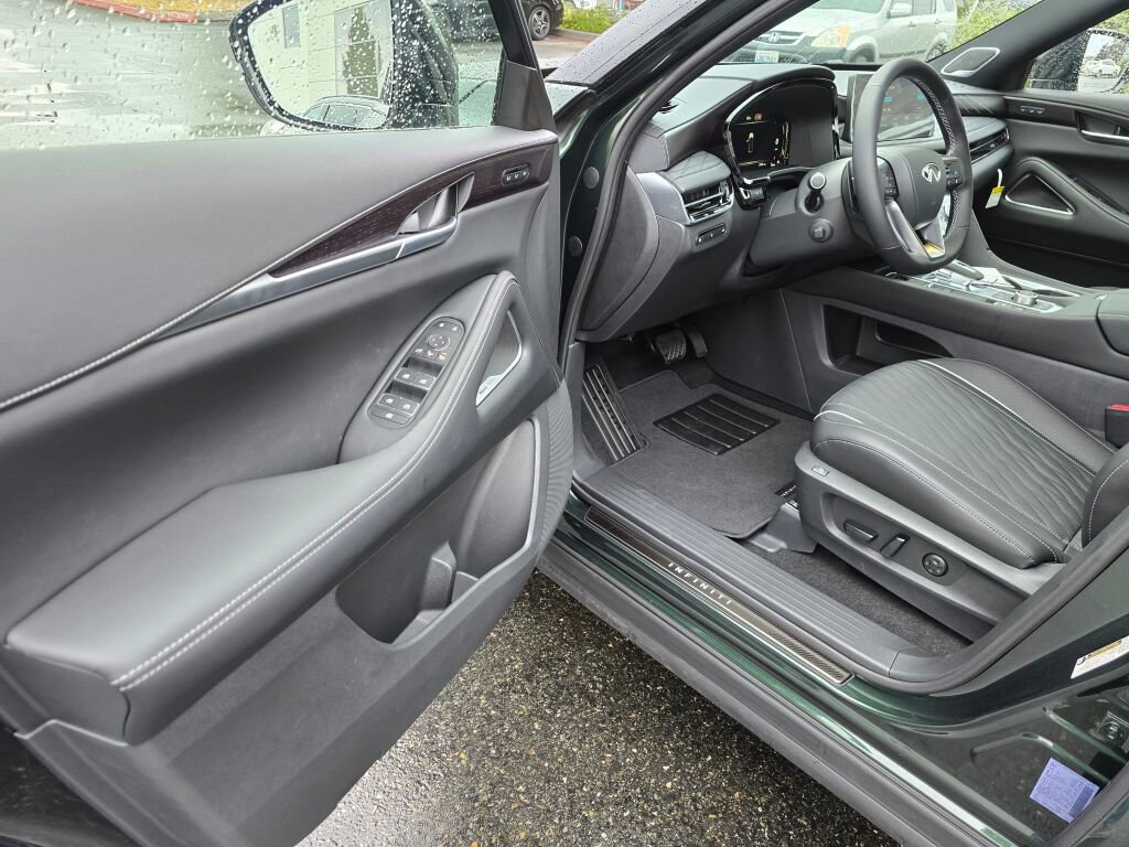 New 2026 INFINITI QX60 Autograph image 20