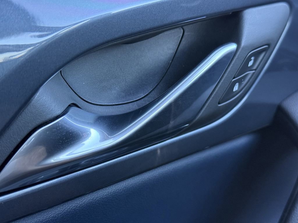 Used 2025 Chevrolet Blazer RS image 25