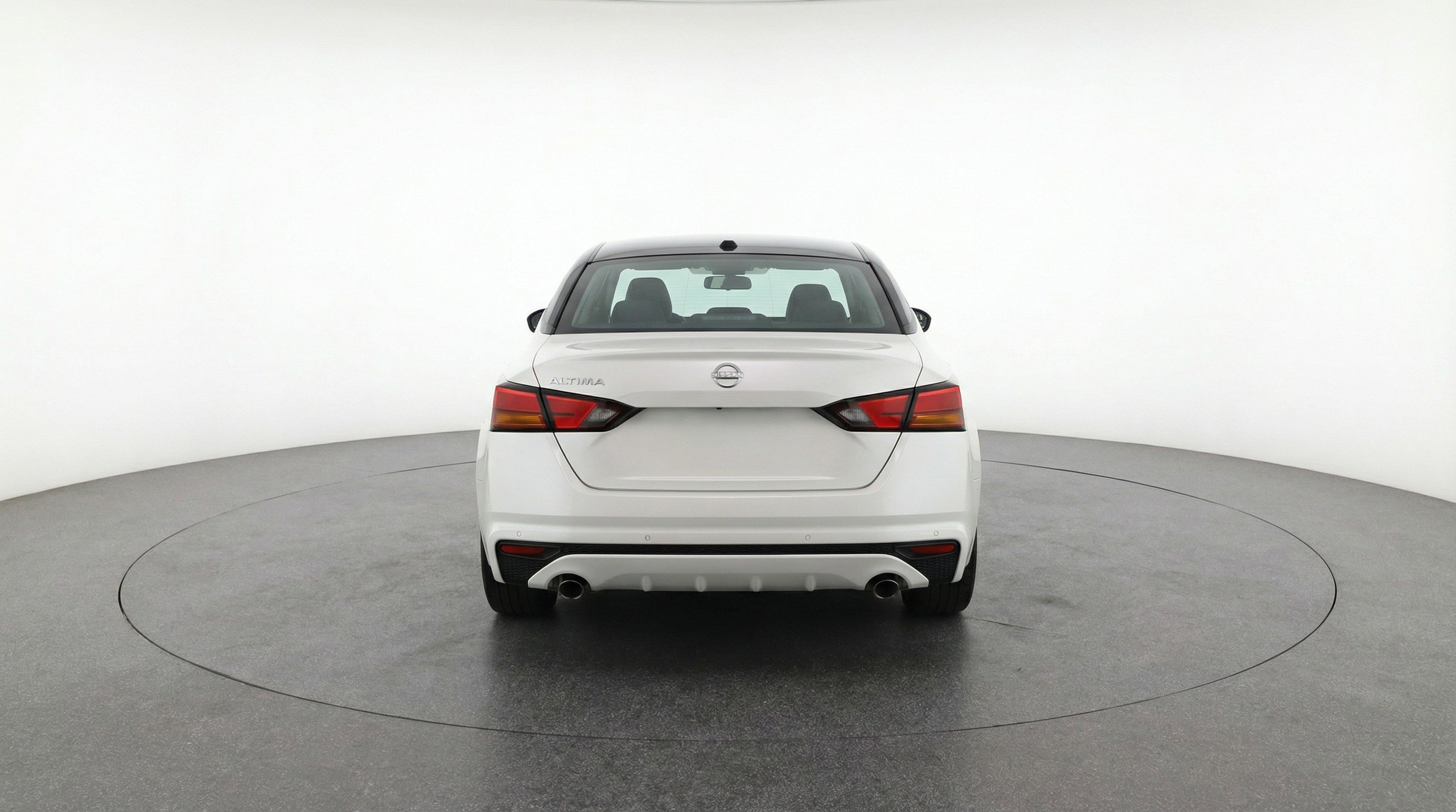 Used 2025 Nissan Altima 2.5 SV image 7