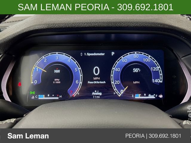 New 2025 Jeep Grand Cherokee Altitude image 12