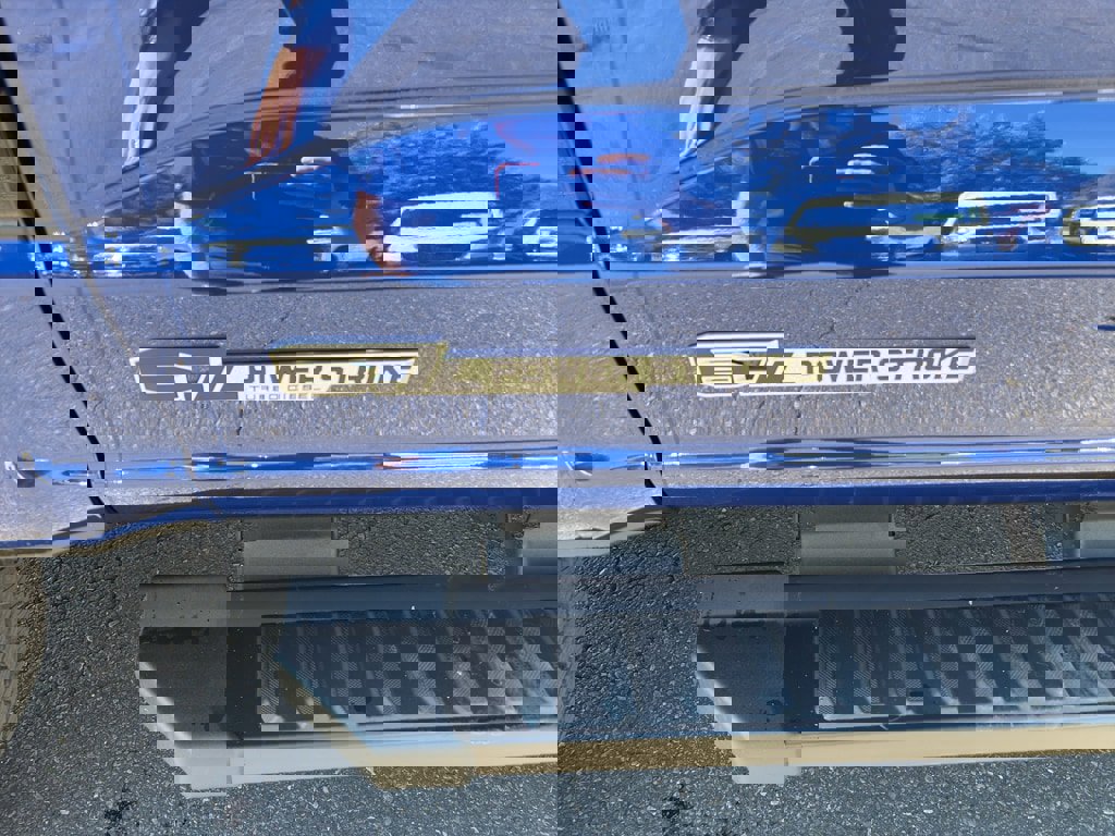 New 2026 Ford F350 Lariat w/ Black Appearance Package image 8