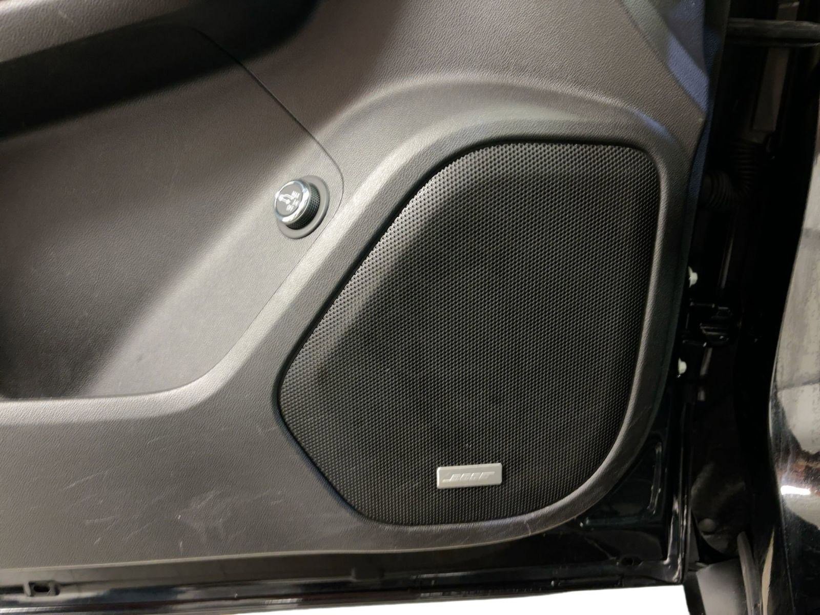 Used 2021 GMC Acadia SLT image 21