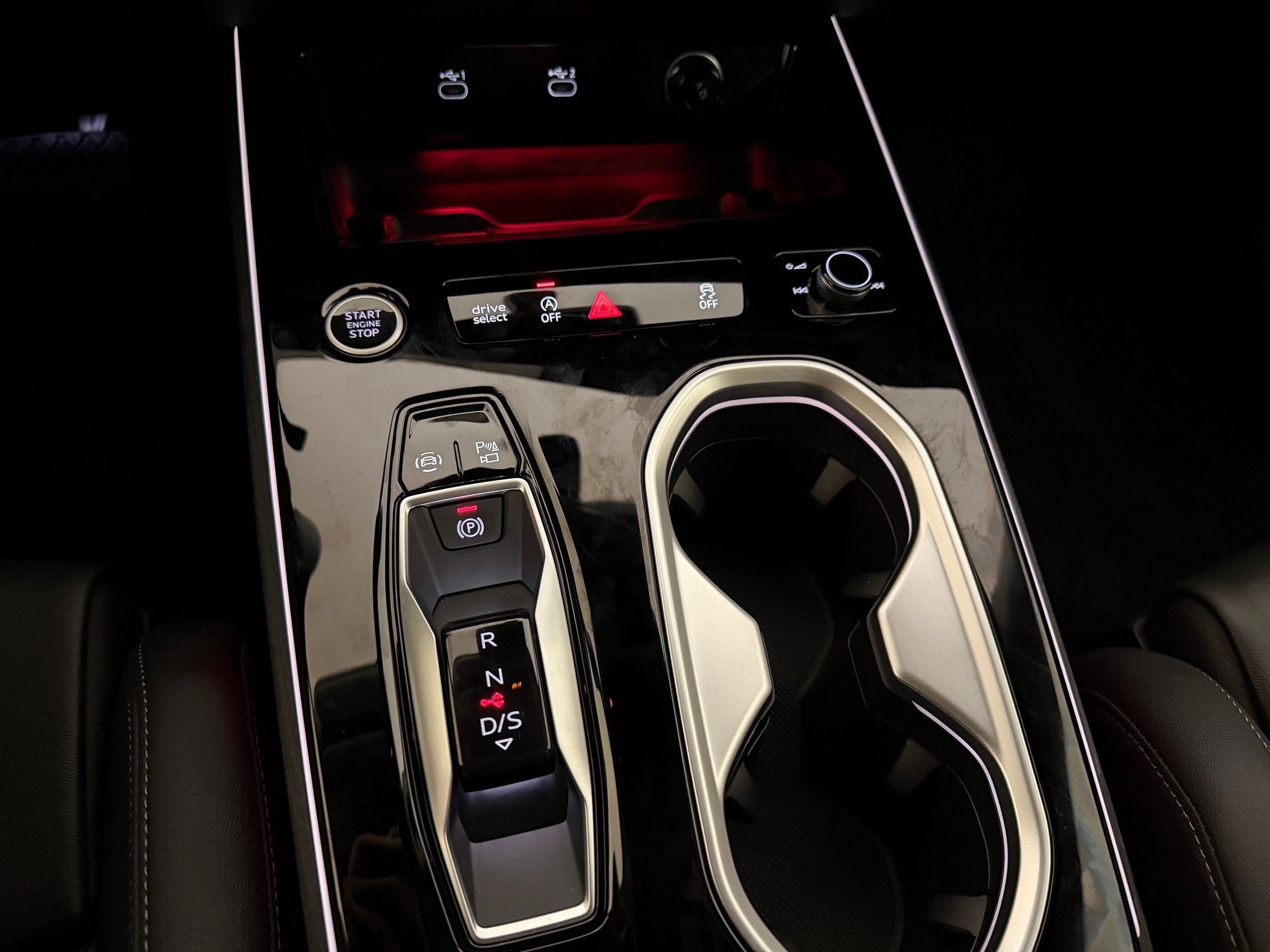 New 2026 Audi A6 Premium Plus AWD/4WD image 18