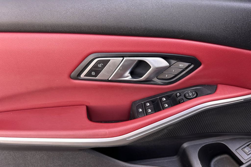 Used 2022 BMW M340i image 10