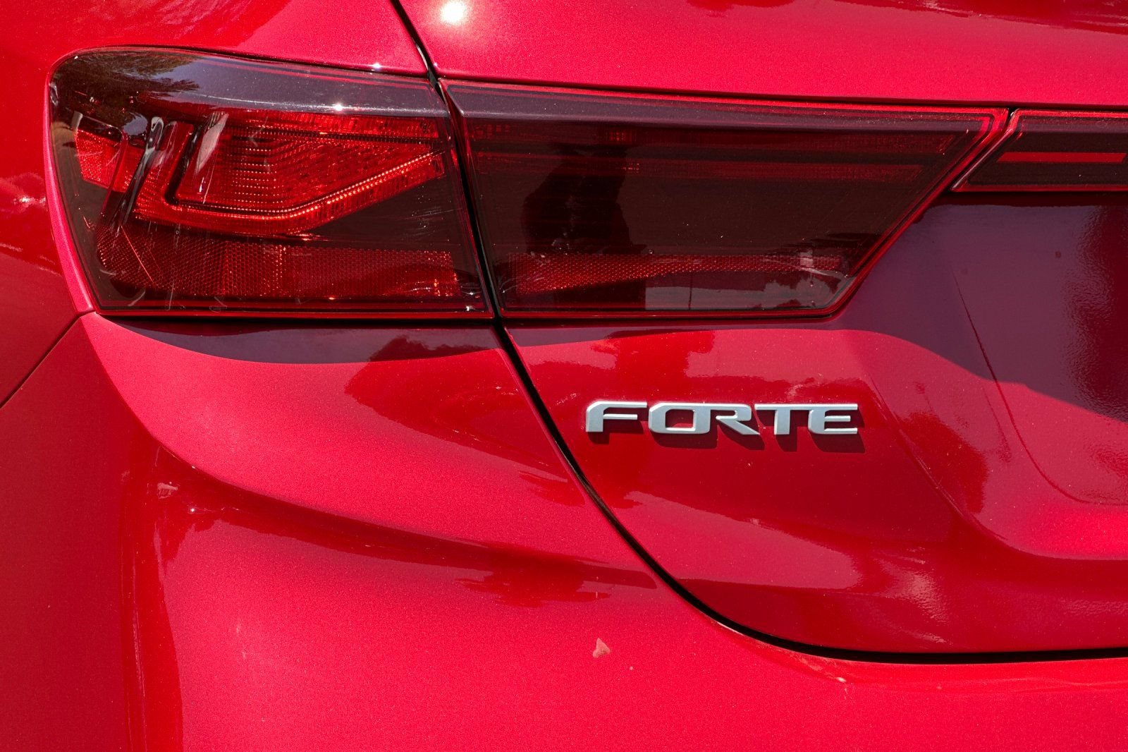 Used 2024 Kia Forte LXS w/ LXS Technology Package FWD image 32
