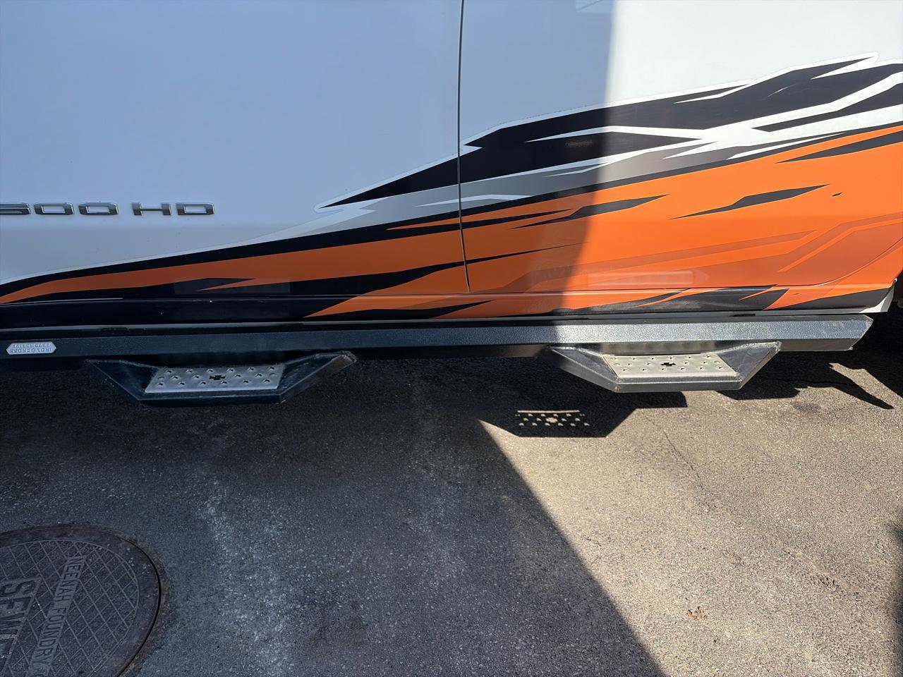 Used 2021 GMC Sierra 2500 SLE w/ SLE Value Package; image 9