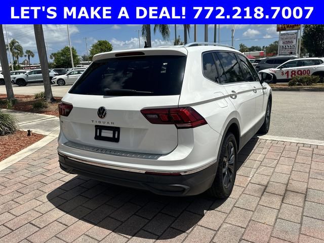 Certified 2022 Volkswagen Tiguan SE FWD image 7