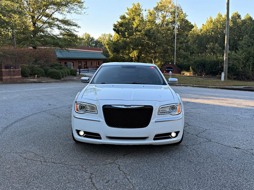 Used 2013 Chrysler 300 C Luxury Series RWD image 2