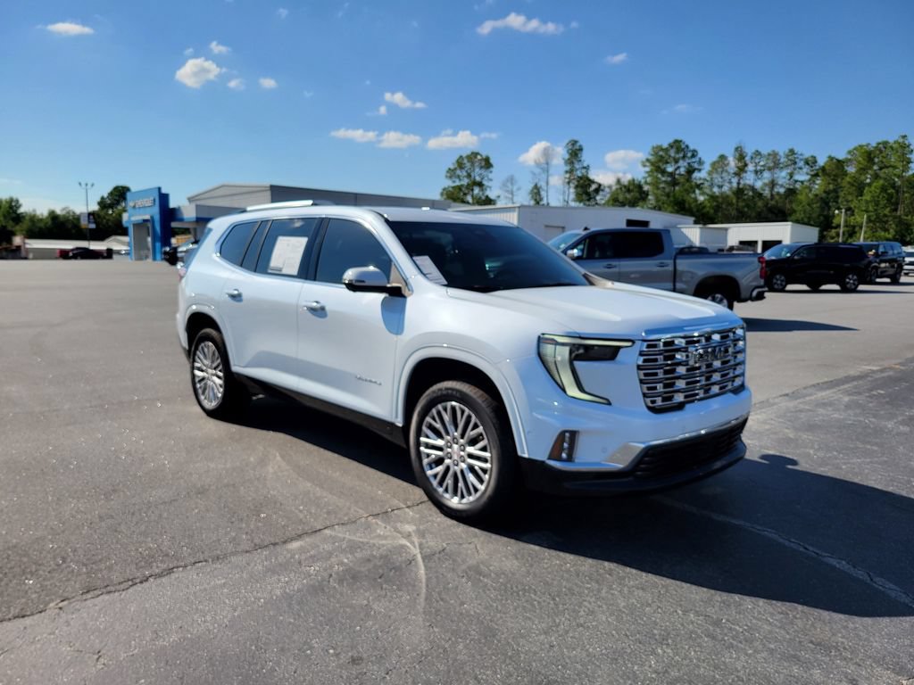 Used 2026 GMC Acadia Denali w/ Super Cruise Package FWD image 8