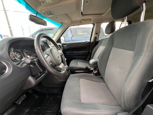 Used 2013 Jeep Patriot Latitude w/ Sun/Sound Group image 10