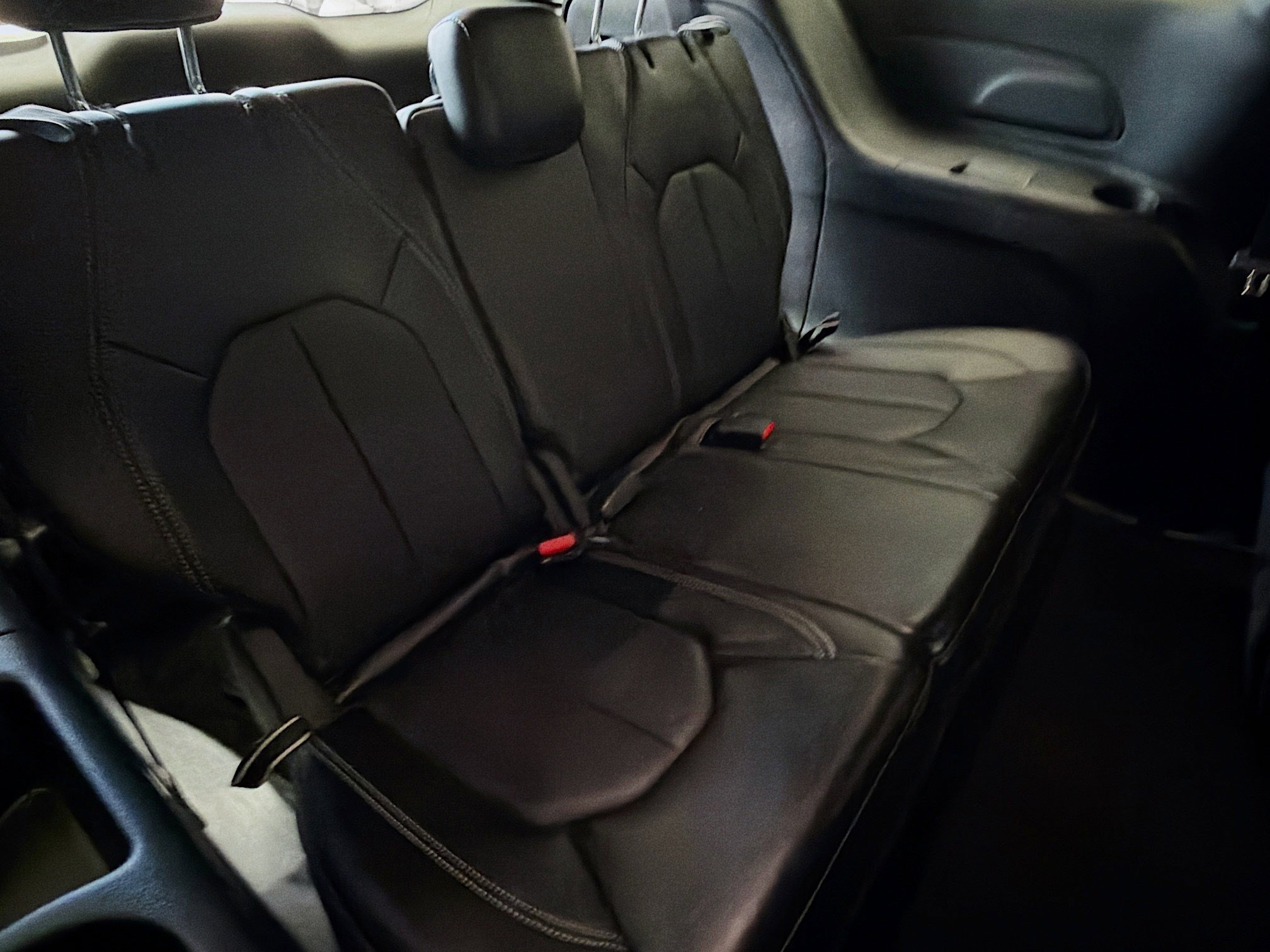 Used 2025 Chrysler Pacifica Select FWD image 13