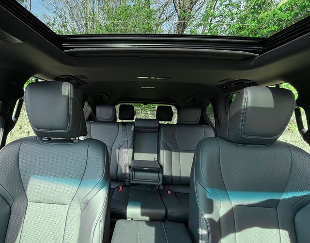 New 2026 Lexus LX 700h Luxury image 37