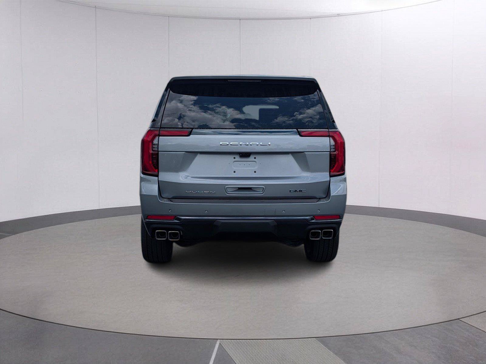 New 2026 GMC Yukon XL Denali Ultimate w/ LPO, Floor Liner Package AWD/4WD image 4