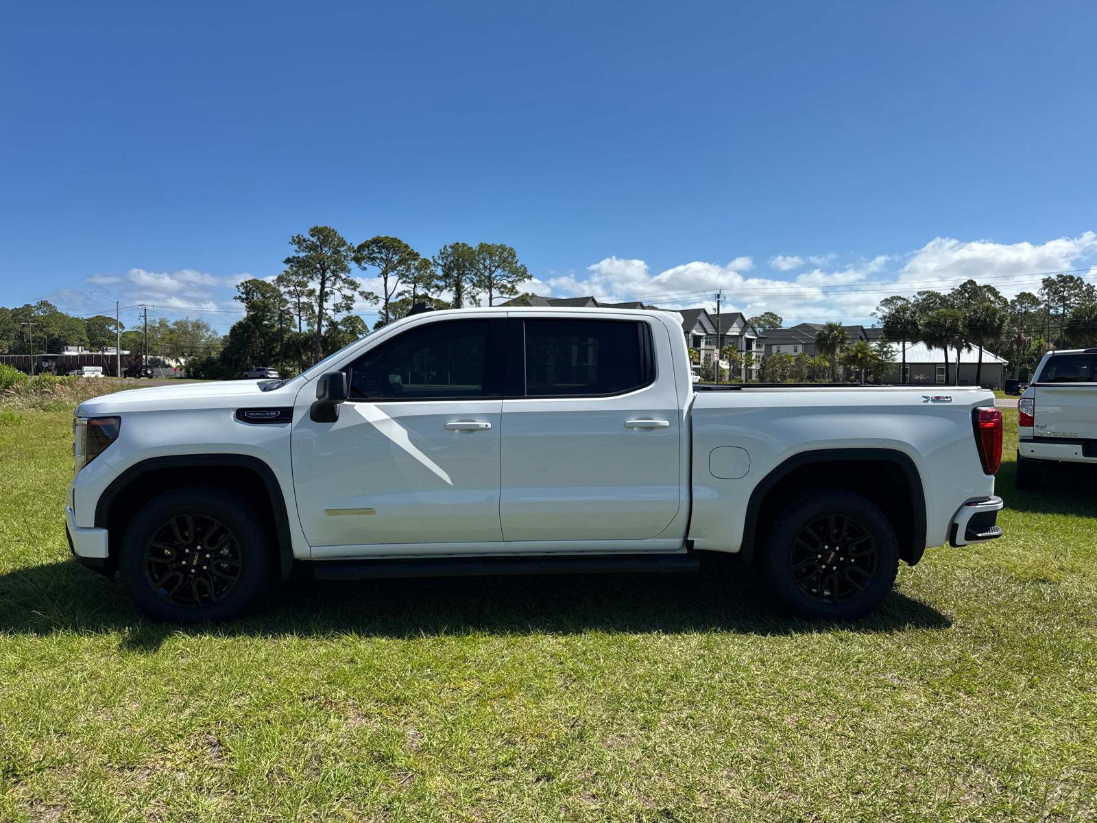 Used 2026 GMC Sierra 1500 Elevation w/ Preferred Package AWD/4WD image 6