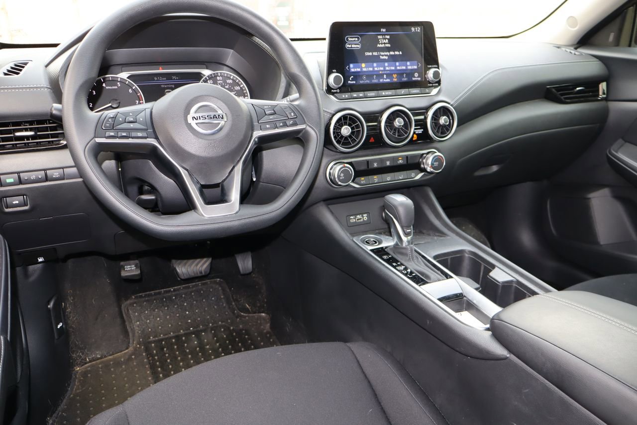 Used 2023 Nissan Sentra SV FWD image 4