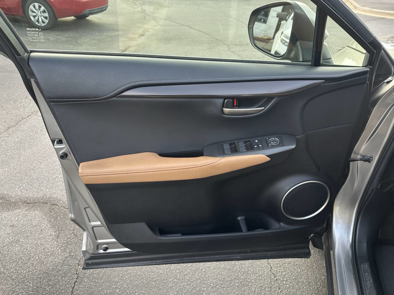 Used 2016 Lexus NX 200t FWD image 10