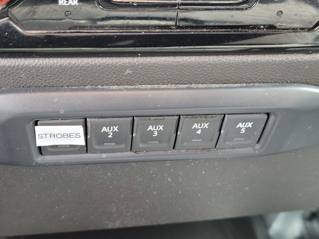 Used 2024 Chevrolet Silverado 2500 LT w/ Convenience Package AWD/4WD image 22